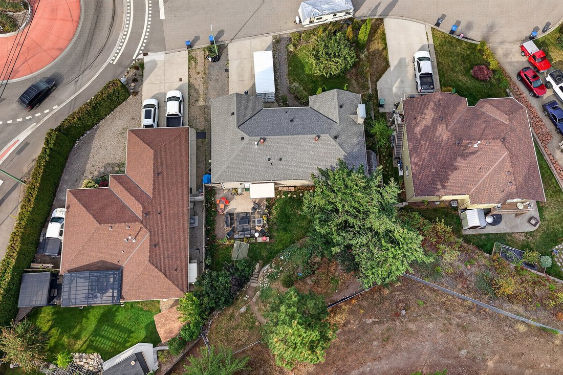House in West Kelowna, British Columbia, Canada 3 - 18941669