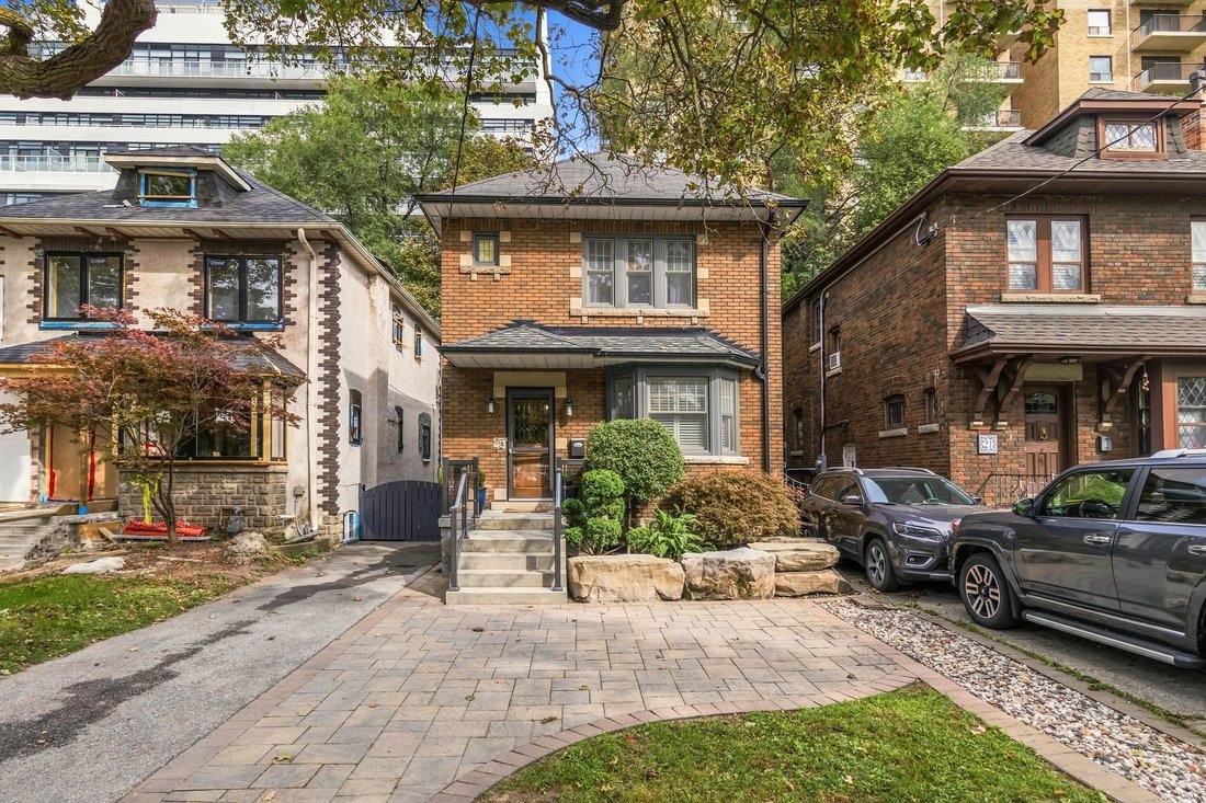 House in Toronto, Ontario, Canada 1 - 18943687
