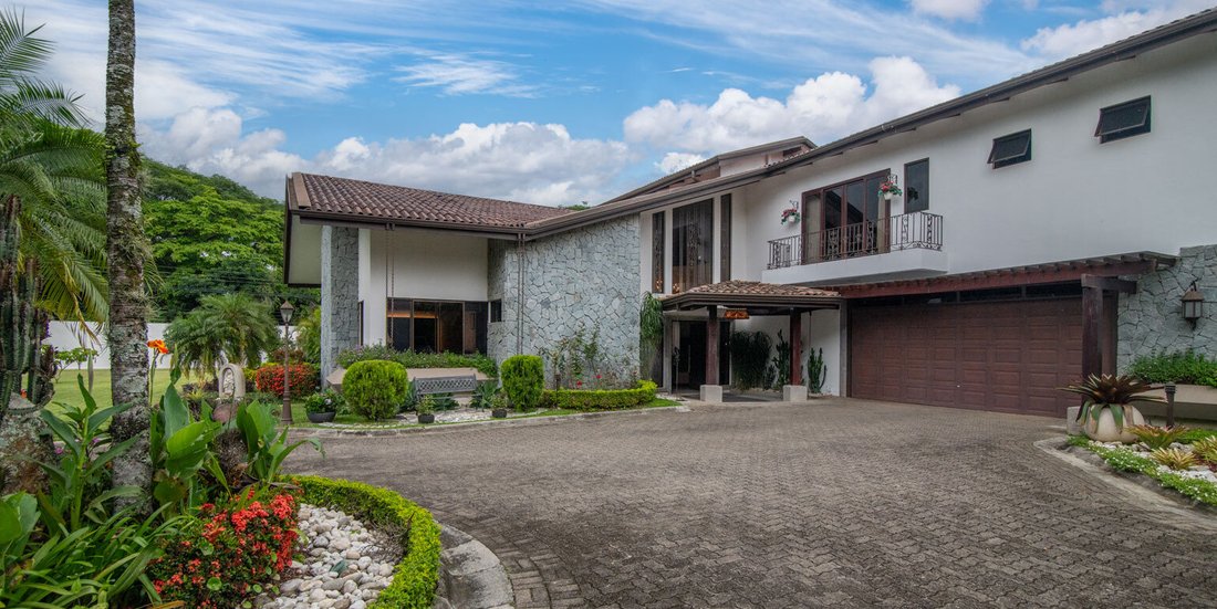 House in Santa Ana, San José Province, Costa Rica 5 - 18941710