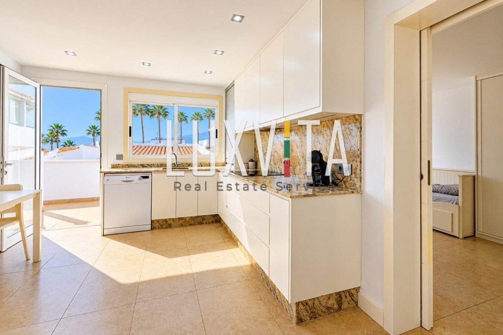 House in Costa Adeje, Adeje, Canary Islands 4 - 18943092
