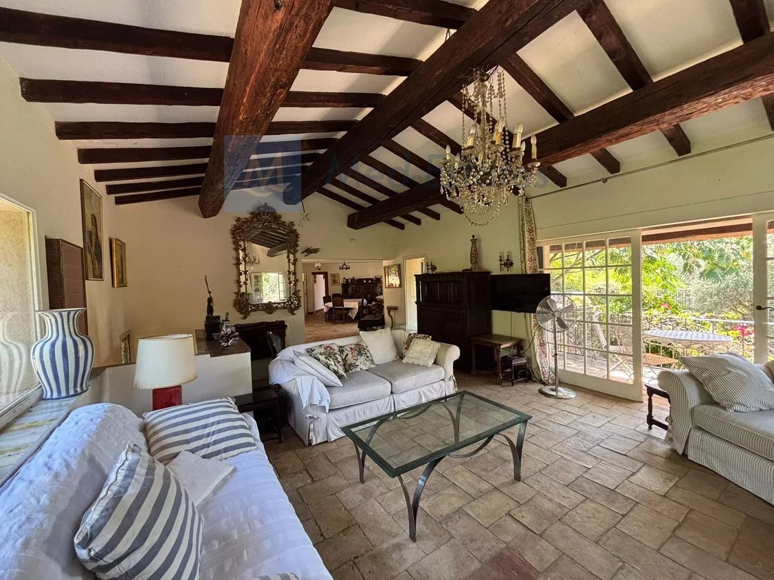 Villa en Grimaud, Provenza-Alpes-Costa Azul, Francia 3 - 17392096