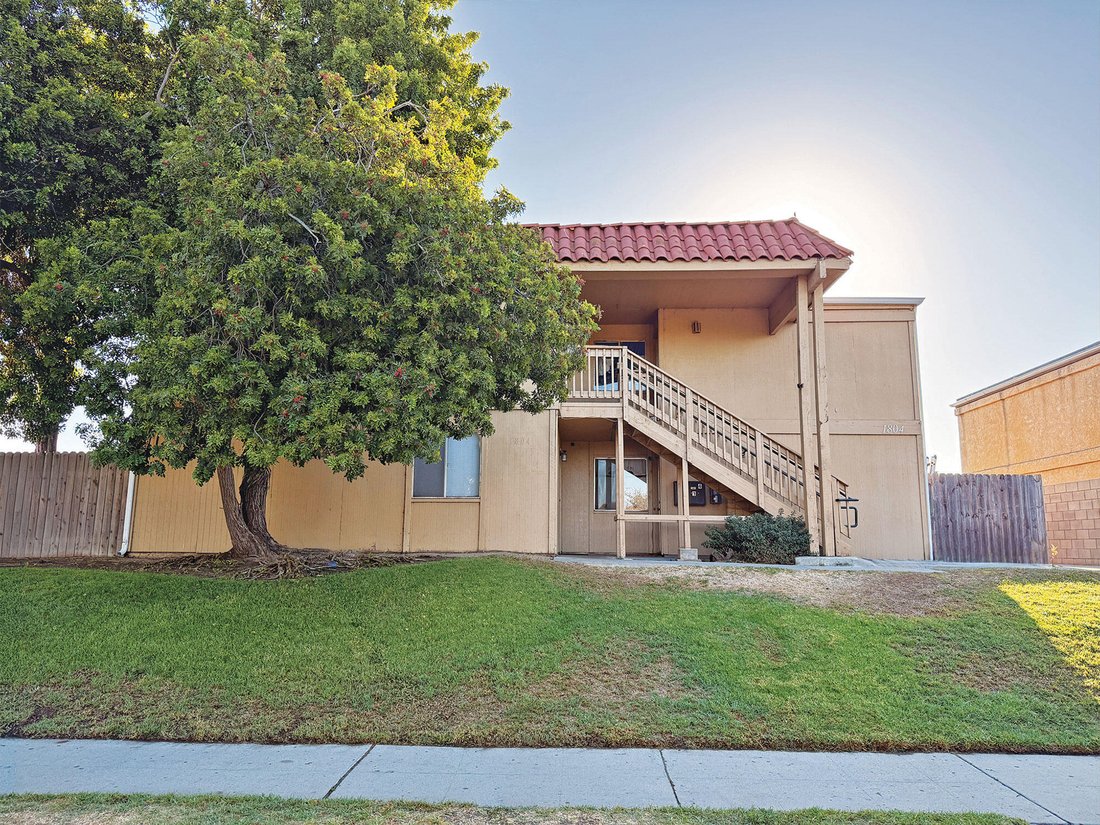 Santa Maria, California, United States 1 - 18942389
