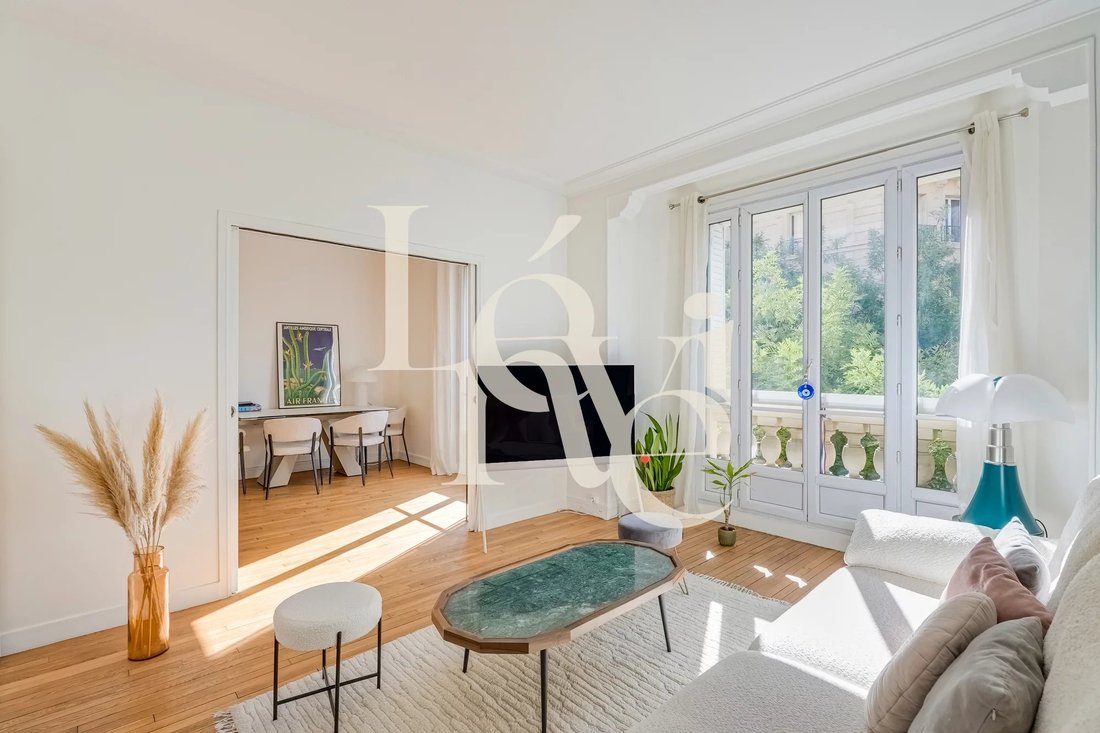 Apartment in Nationale-Deux Moulins, Paris 13e Arrondissement, Paris 1 - 18940606
