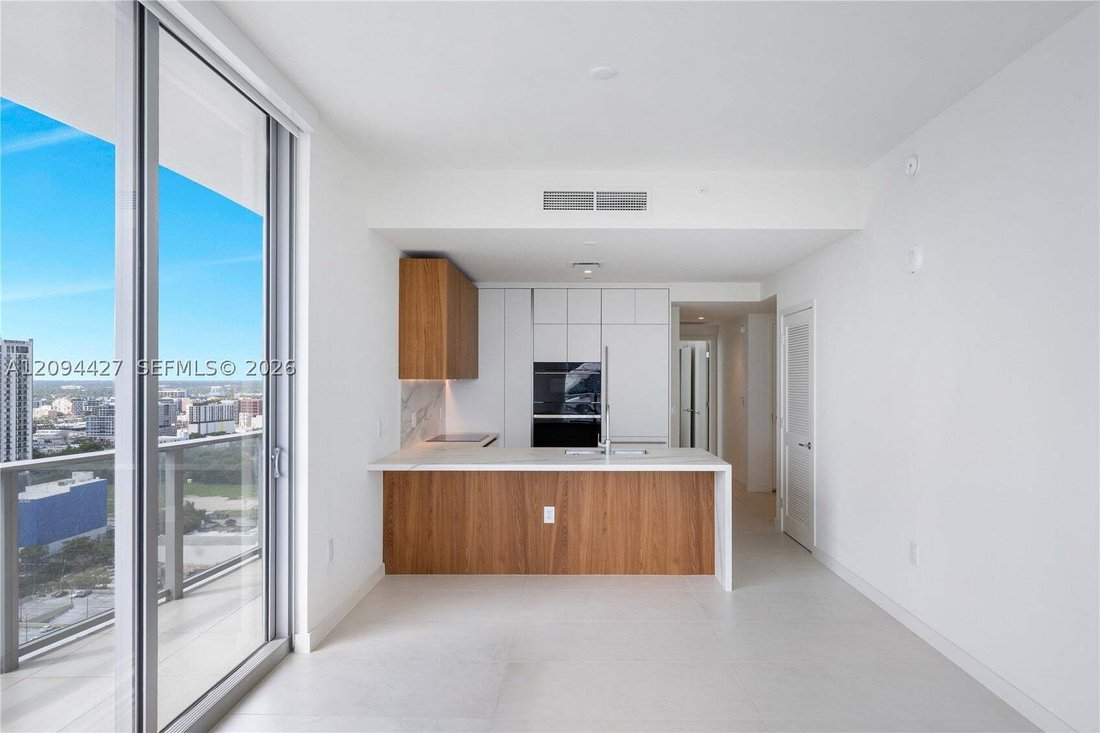 Condo in Miami, Florida, United States 3 - 18943020