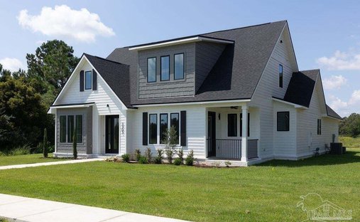 House in Cantonment, Florida, United States 1