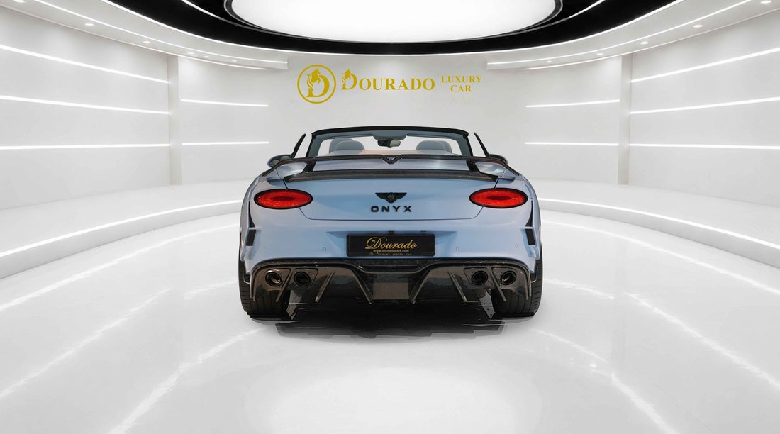 Cabriolet in Dubai, United Arab Emirates 5 - 18945248