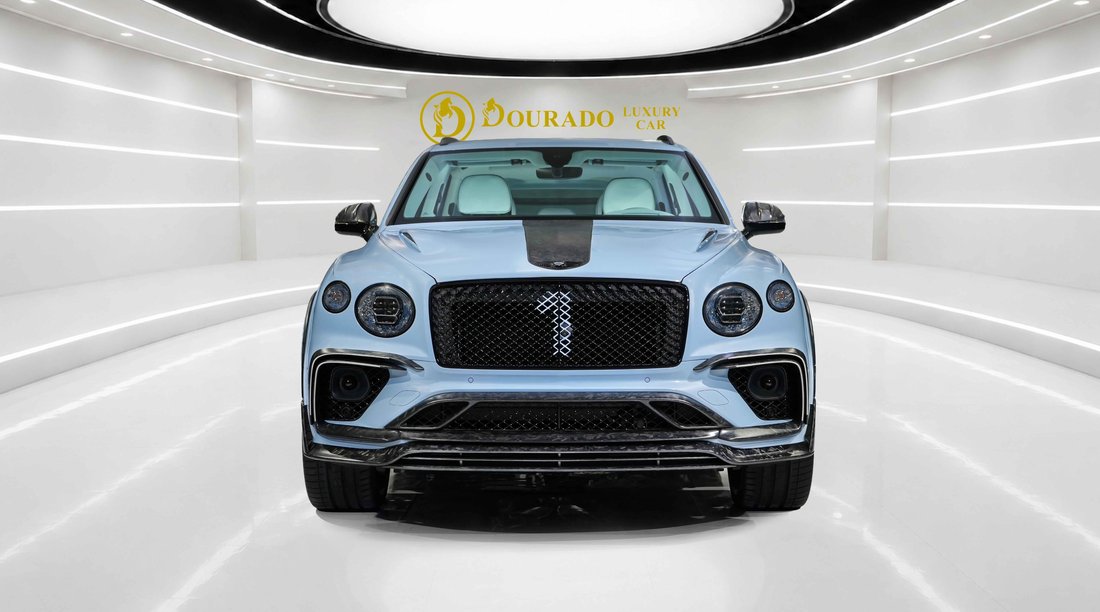 Suv in Dubai, United Arab Emirates 2 - 18945242