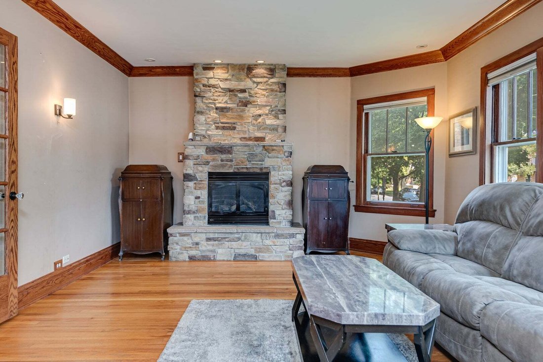 House in Chicago, Illinois, United States 5 - 18946173