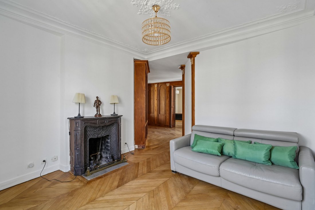 Apartment in Hoche-Friedland, Paris 8e Arrondissement, Paris 3 - 18945584