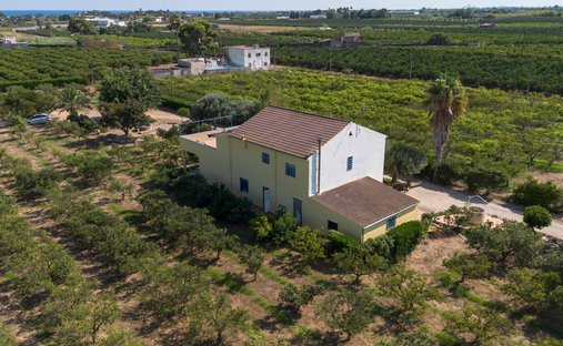 Casa de Campo en Alcanar, Cataluña, España 1