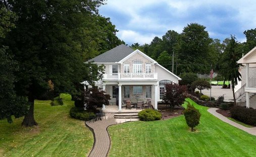 House in Lake Milton, Ohio, United States 1