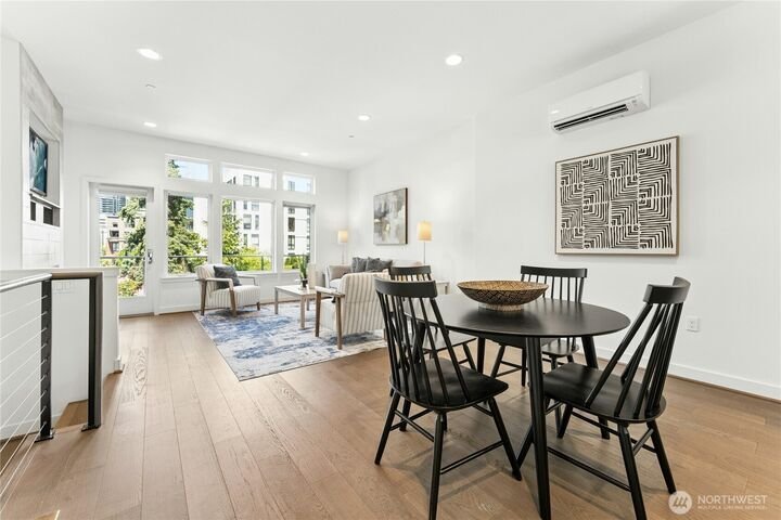 Condo in Bellevue, Washington, United States 4 - 18945325