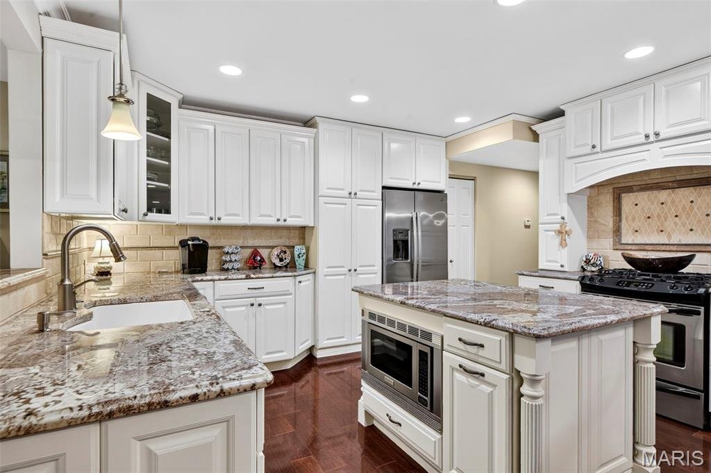 Condo in Clayton, Missouri, United States 5 - 18946081