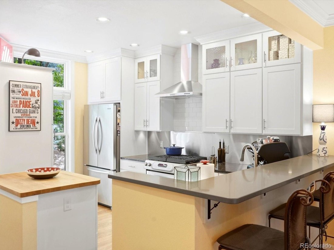Townhouse in Denver, Colorado, United States 3 - 18945802