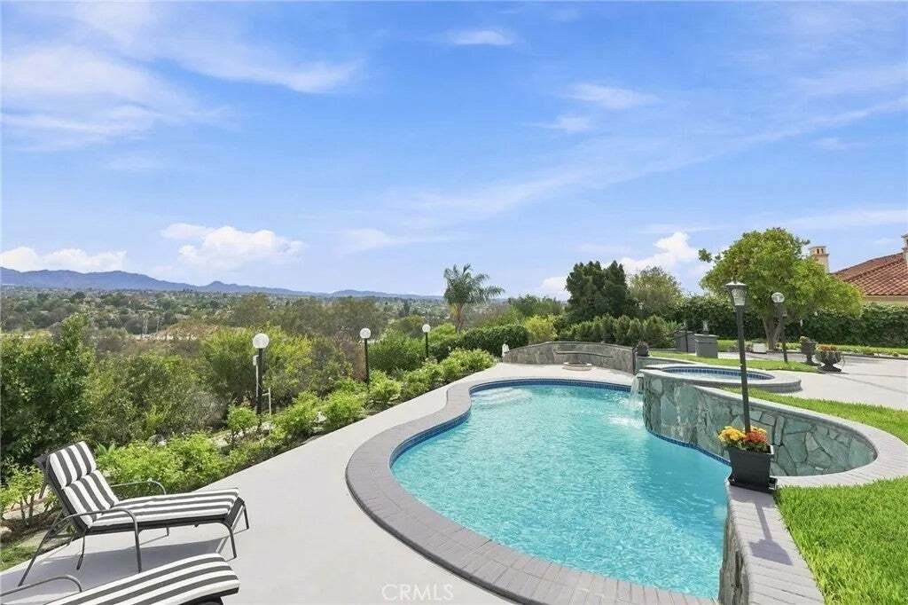 House in Laguna Hills, California, United States 2 - 18946002