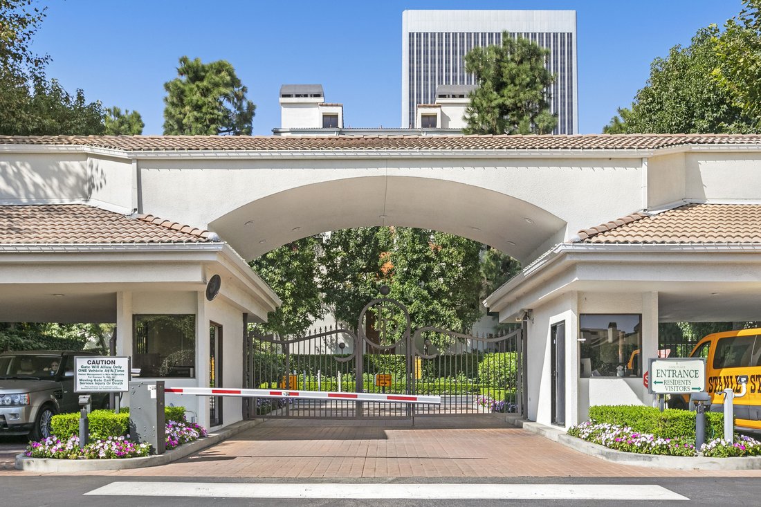 Condo in Los Angeles, California, United States 2 - 18945365