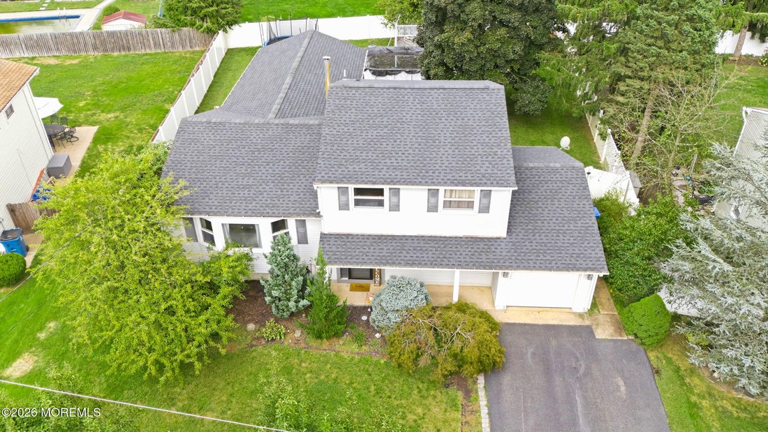 House in Old Bridge Township, New Jersey, United States 2 - 18945674