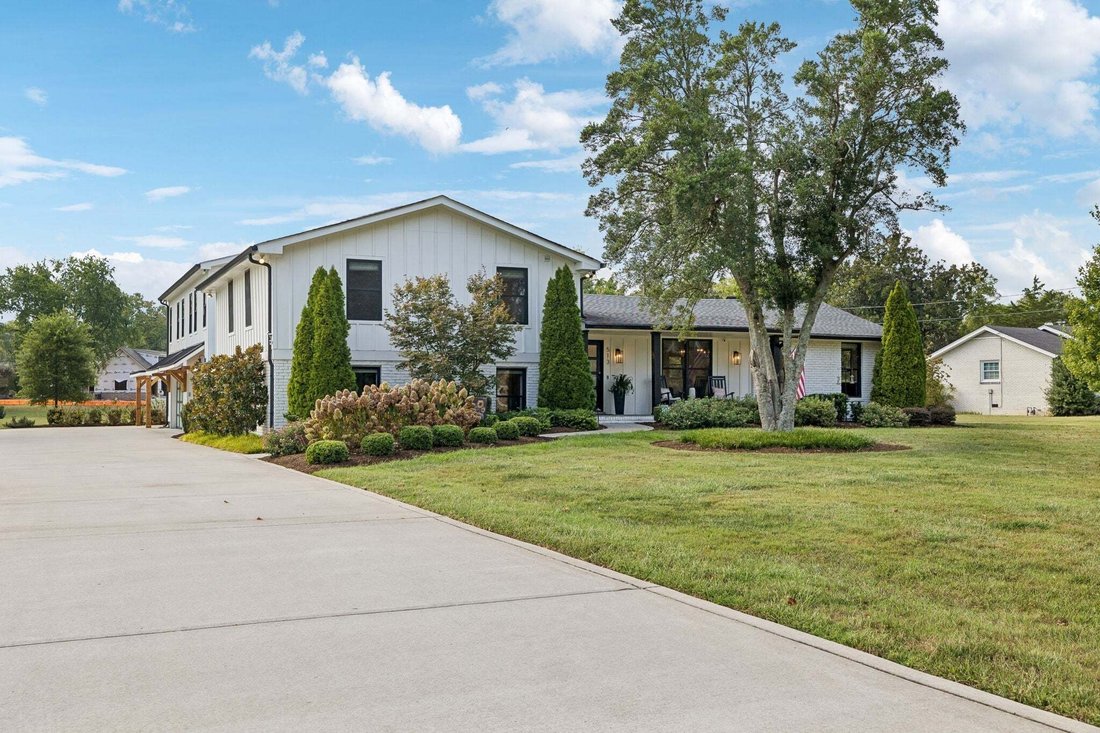 House in Nashville, Tennessee, United States 2 - 18946052