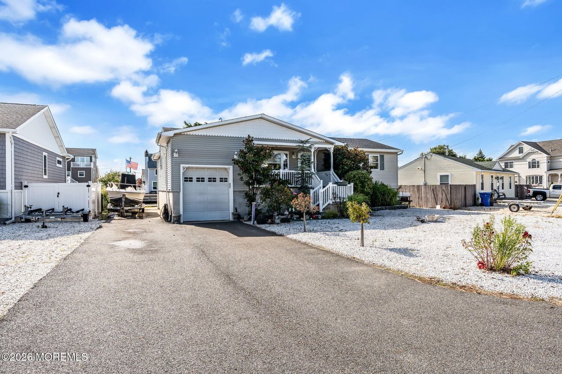 House in Toms River, New Jersey, United States 3 - 18945688