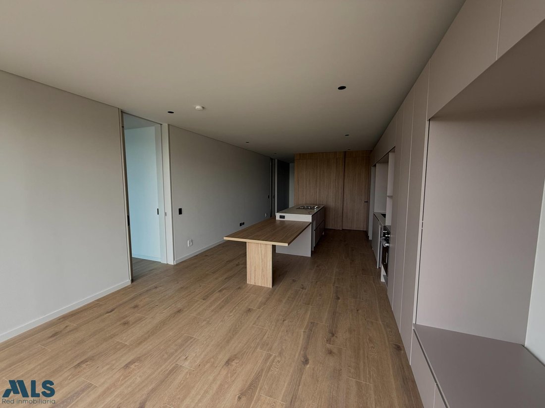Apartment in Envigado, Antioquia, Colombia 2 - 18946226