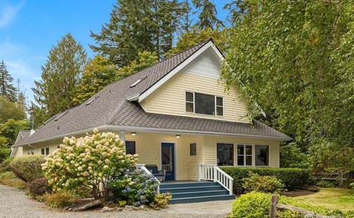 House in Bainbridge Island, Washington, United States 1