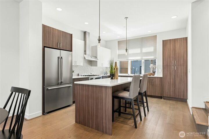 Condo in Bellevue, Washington, United States 5 - 18945325