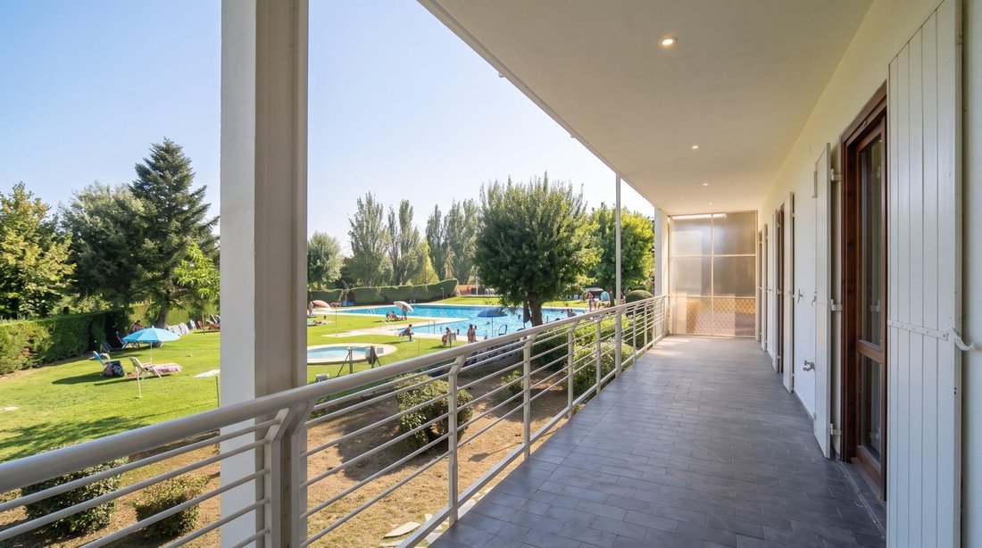Apartment in El Escorial, Comunidad de Madrid, Spain 2 - 18946230