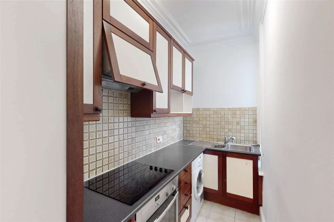 Townhouse in Belgravia, Westminster, England 4 - 18946030
