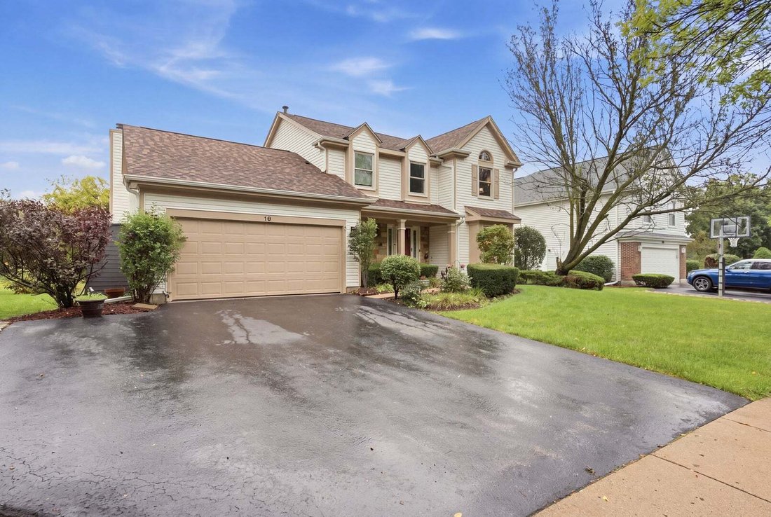 House in Buffalo Grove, Illinois, United States 2 - 18946179