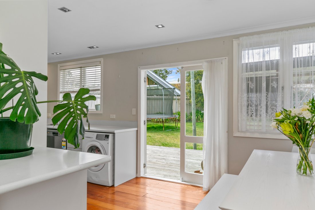 Taupo, Waikato, New Zealand 5 - 18945594