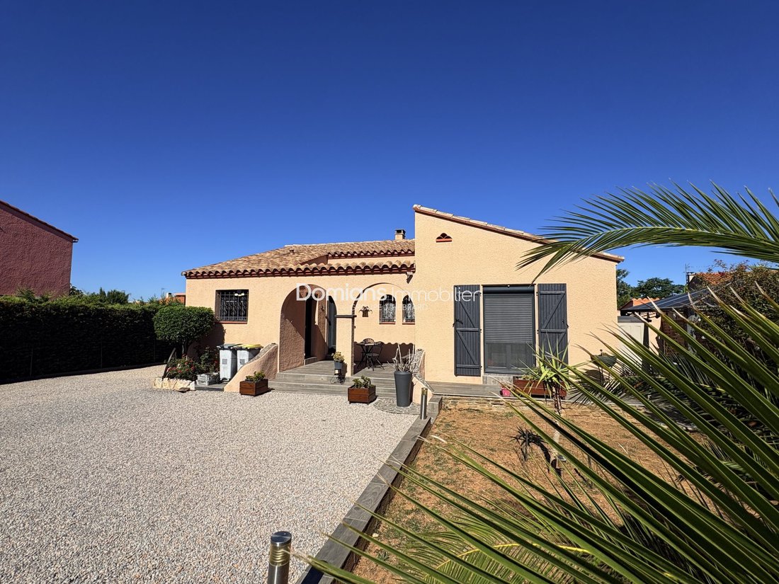 Villa in Thuir, Occitania, France 2 - 18385190