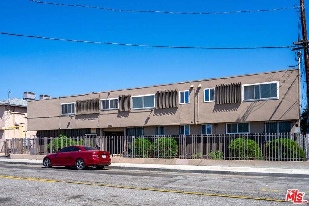 Inglewood, California, United States 5 - 18945739