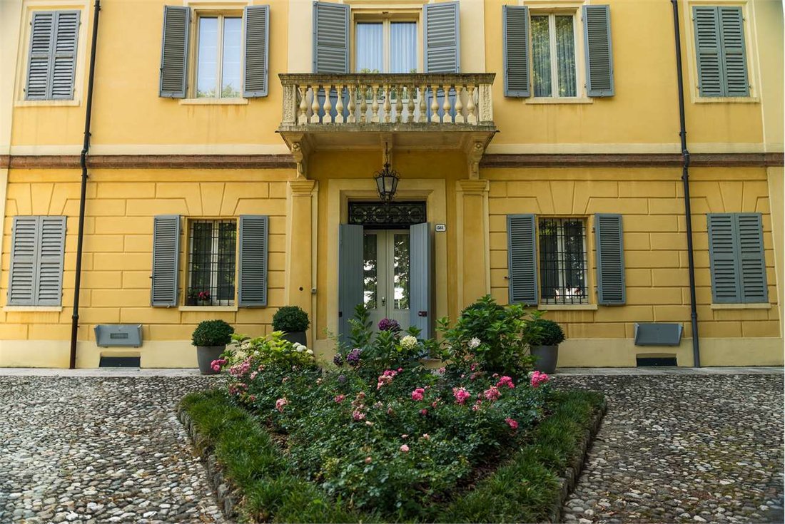 Villa in Centro Storico, Modena, Emilia-Romagna 4 - 18946229