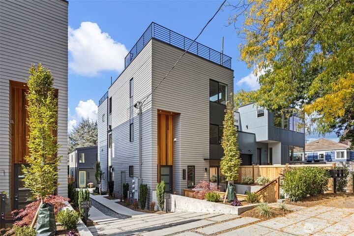 House in Seattle, Washington, United States 1 - 18945286