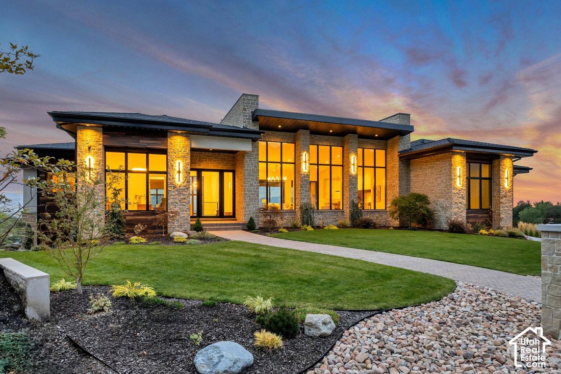 House in Sandy, Utah, United States 1 - 18889102