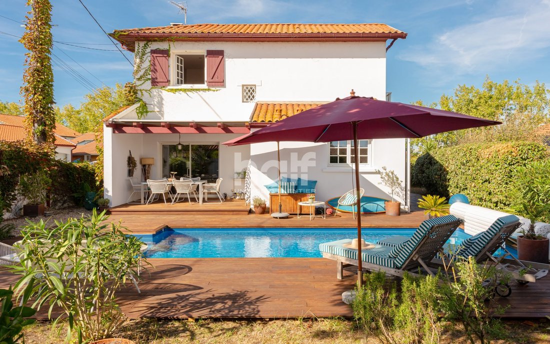 Villa in Anglet, Nouvelle-Aquitaine, France 1 - 18945542