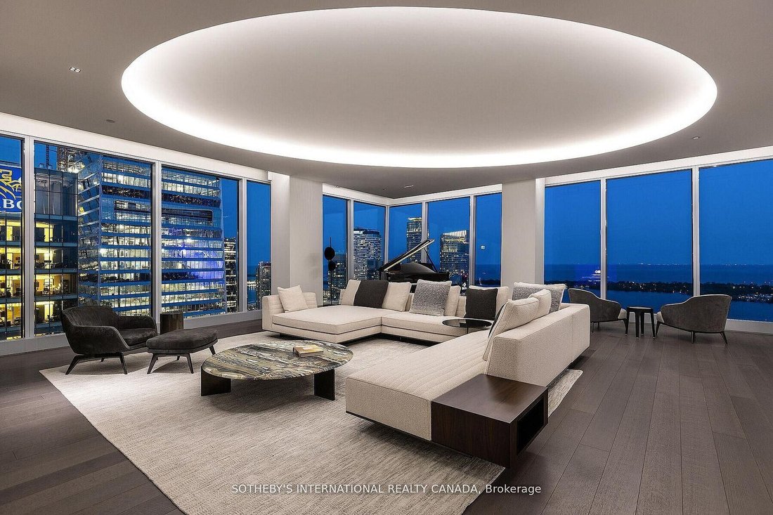 Condo in Toronto, Ontario, Canada 1 - 18945598
