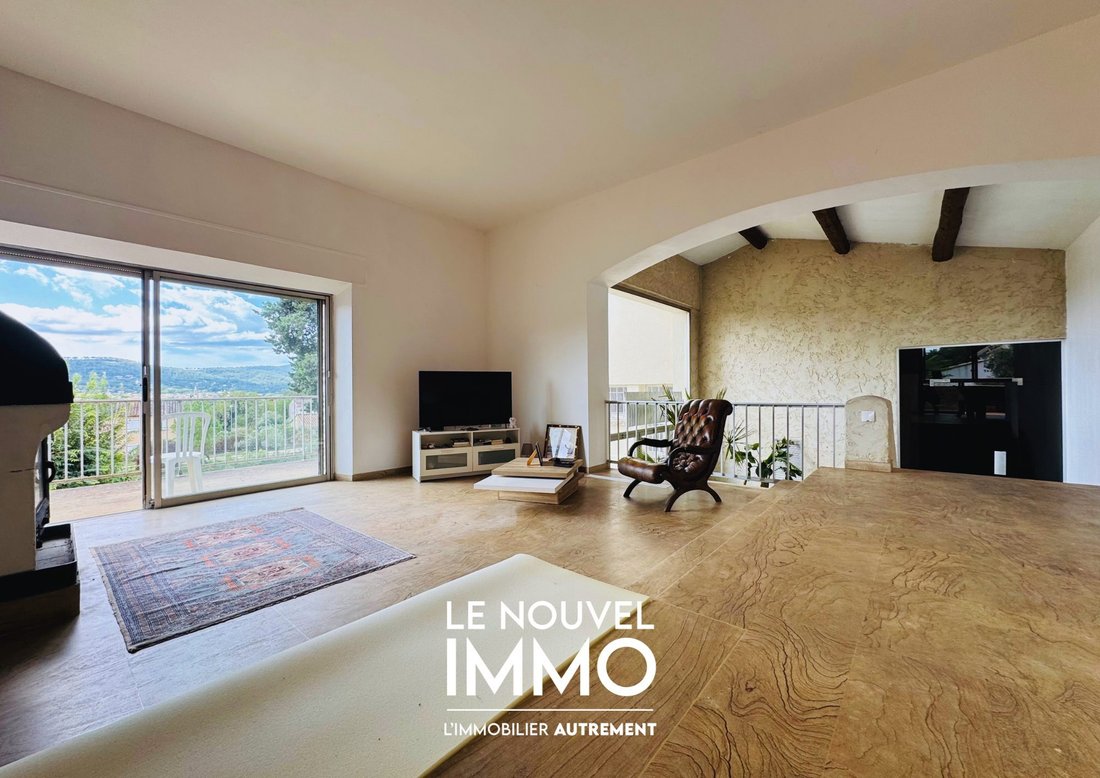 Villa in Brignoles, Provence-Alpes-Côte d'Azur, France 4 - 18945491