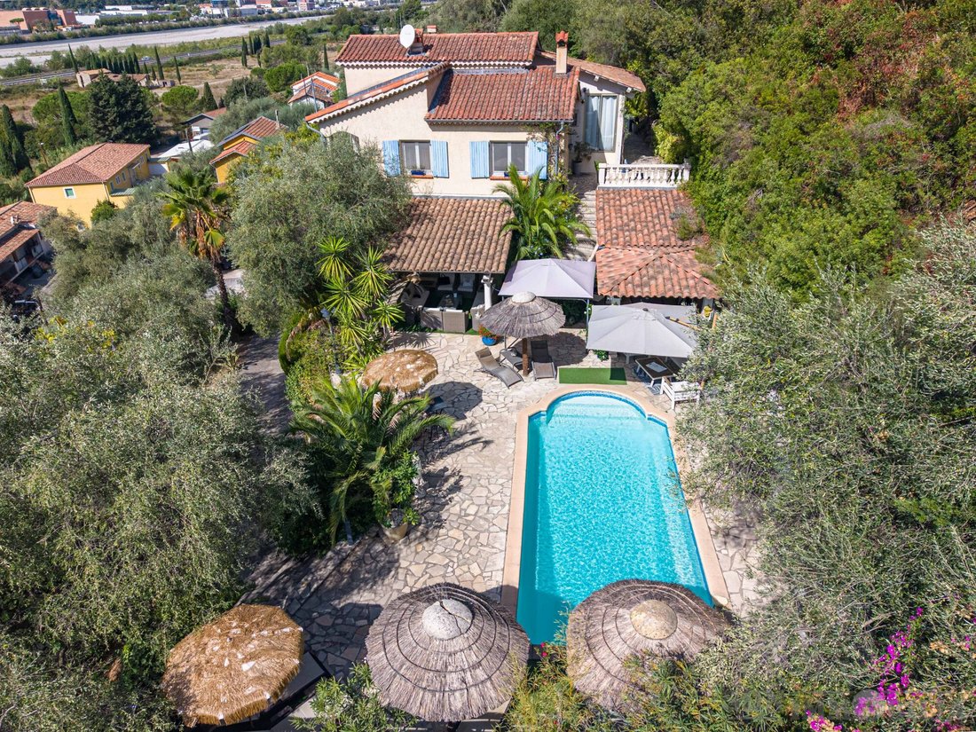 House in Castagniers, Provence-Alpes-Côte d'Azur, France 1 - 18945518