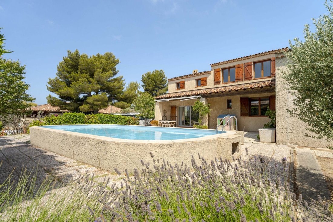House in Sanary-sur-Mer, Provence-Alpes-Côte d'Azur, France 1 - 18945430