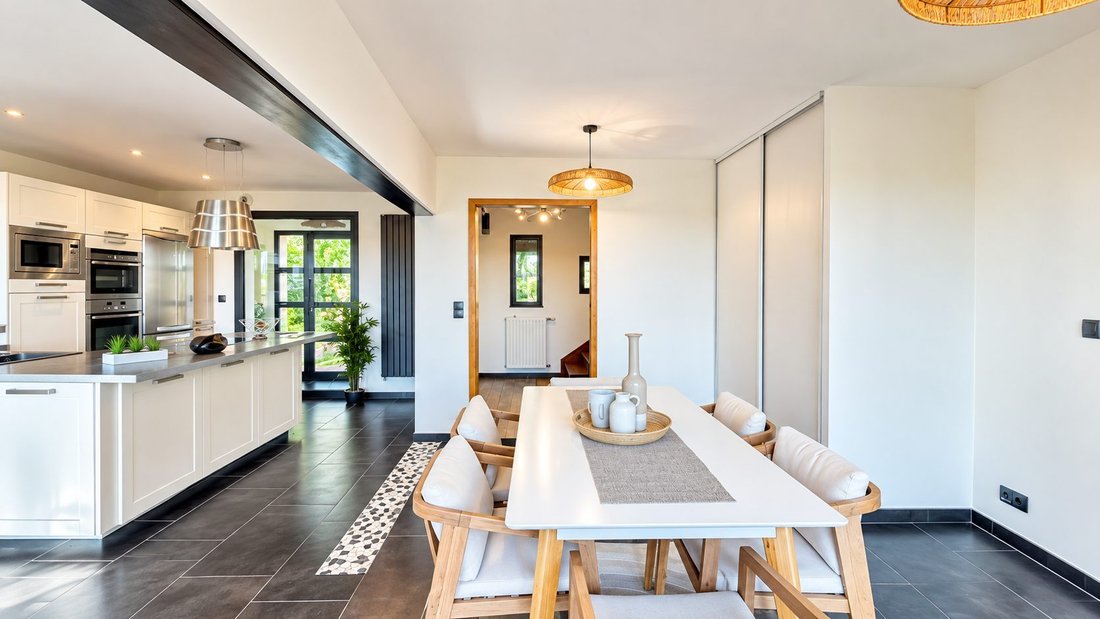 Villa in Mesquer, Pays de la Loire, France 2 - 18945544
