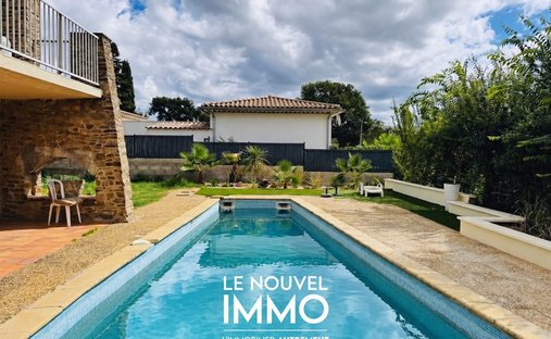 Villa in Brignoles, Provence-Alpes-Côte d'Azur, France 1