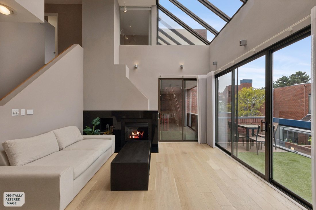 Condo in San Francisco, California, United States 2 - 18945371