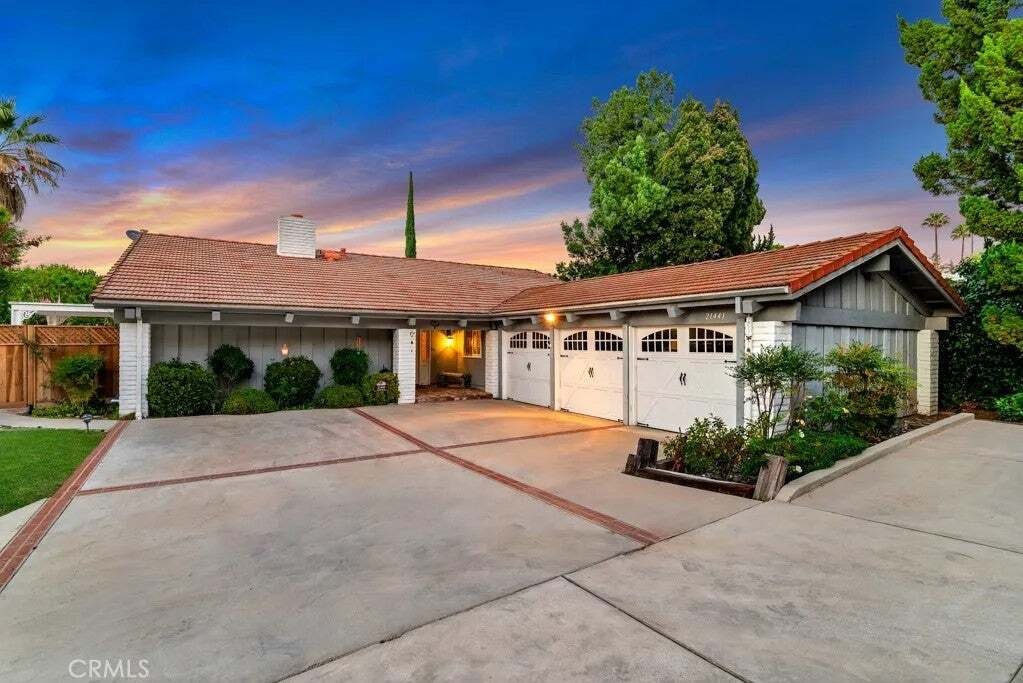 House in Los Angeles, California, United States 1 - 18946125