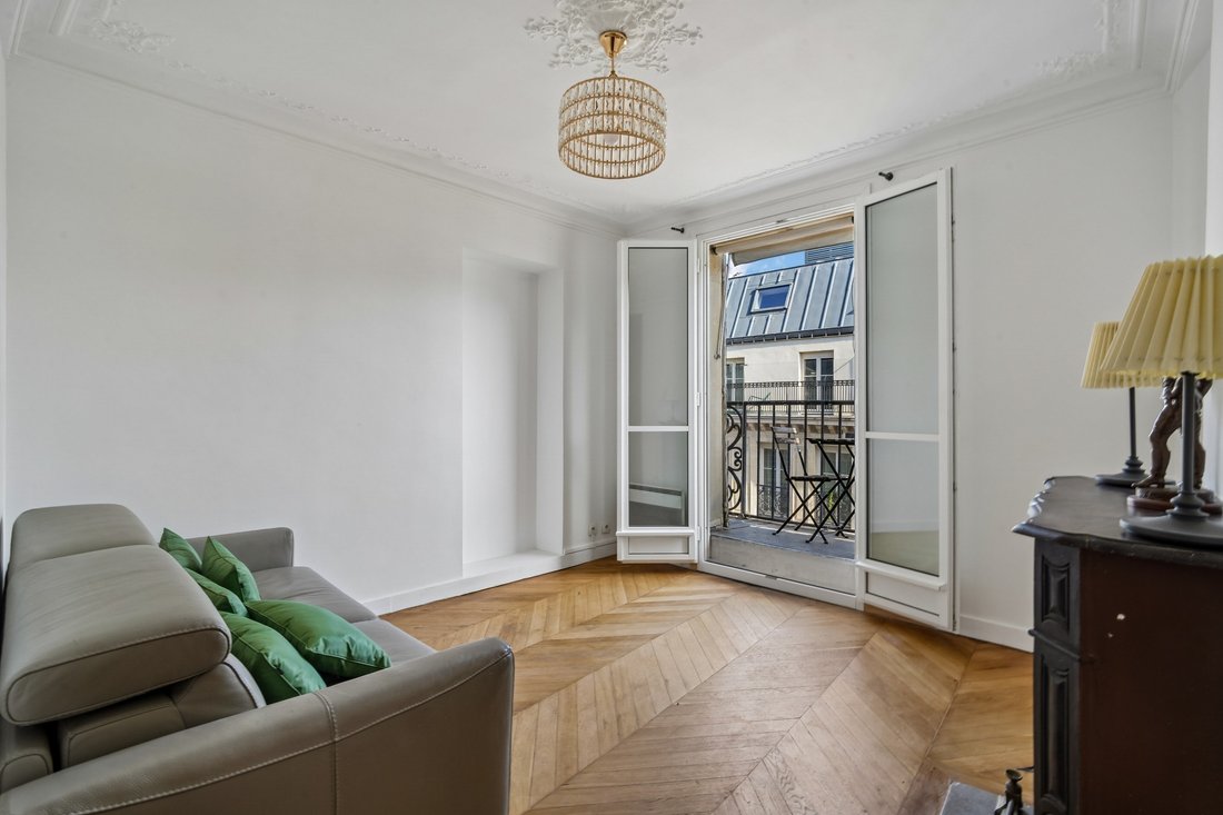 Apartment in Hoche-Friedland, Paris 8e Arrondissement, Paris 2 - 18945584