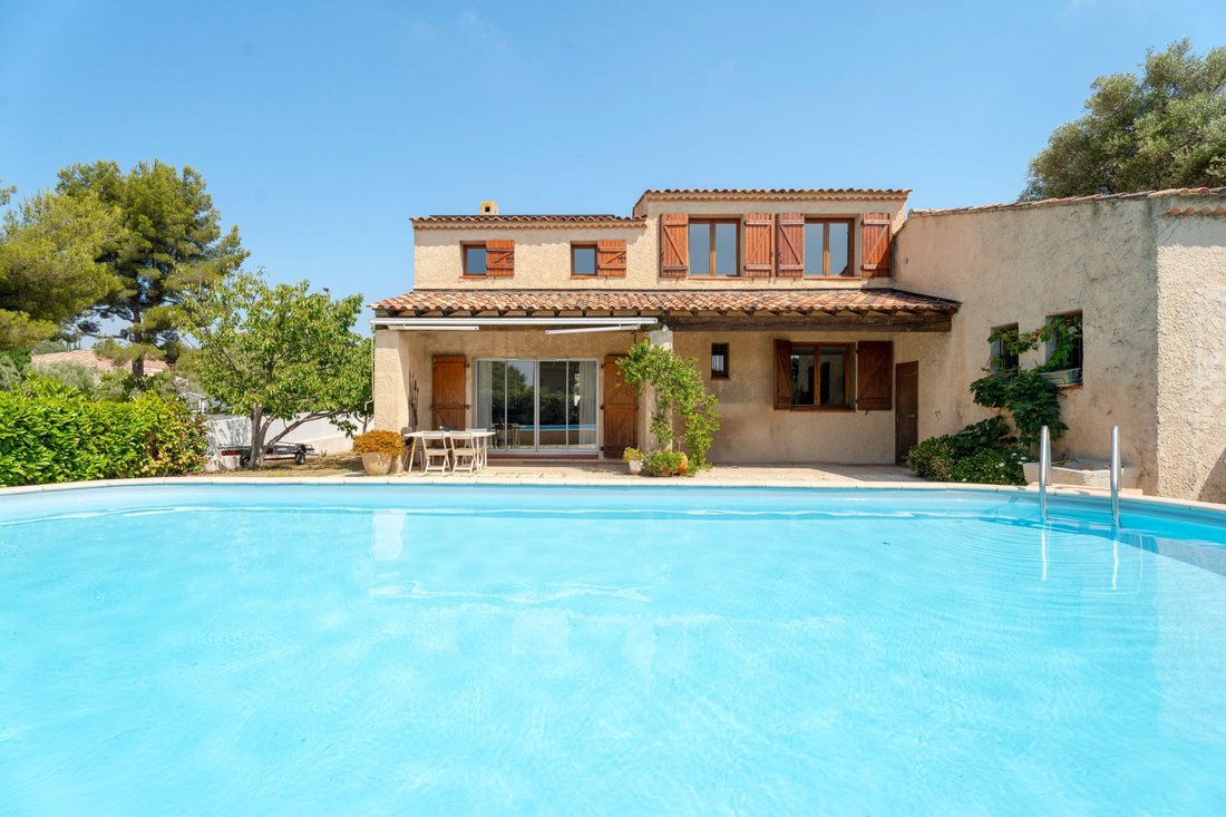 House in Sanary-sur-Mer, Provence-Alpes-Côte d'Azur, France 2 - 18945430