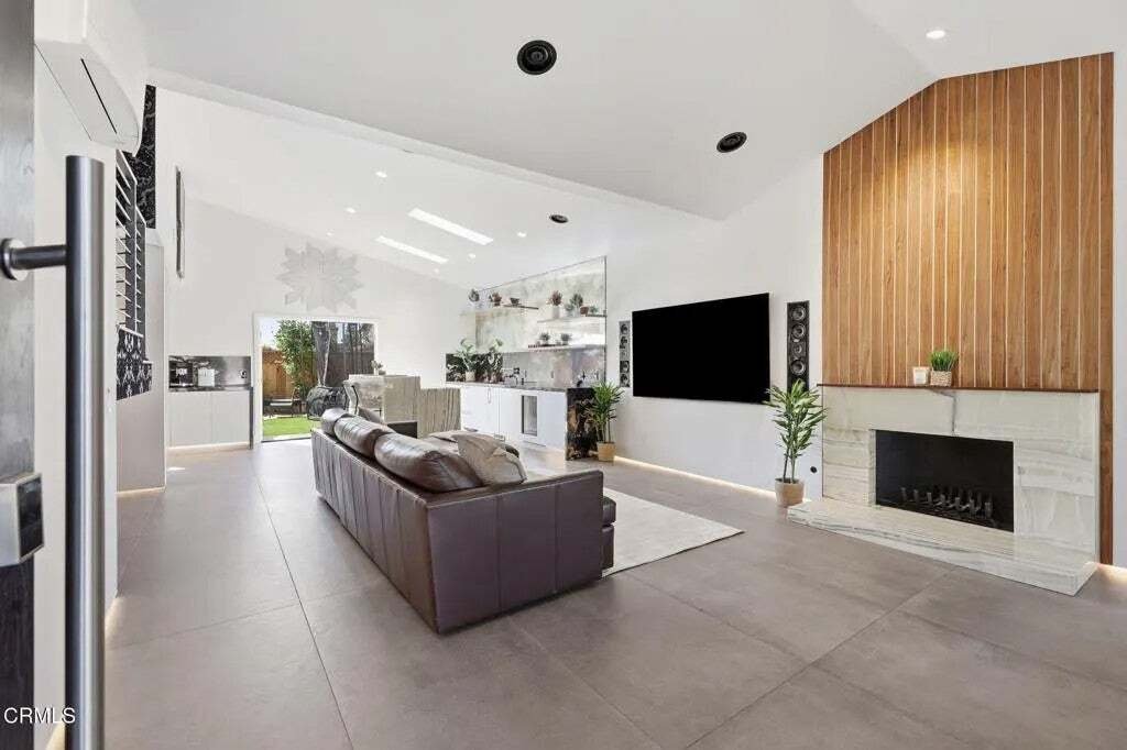 House in Ventura, California, United States 5 - 18946108