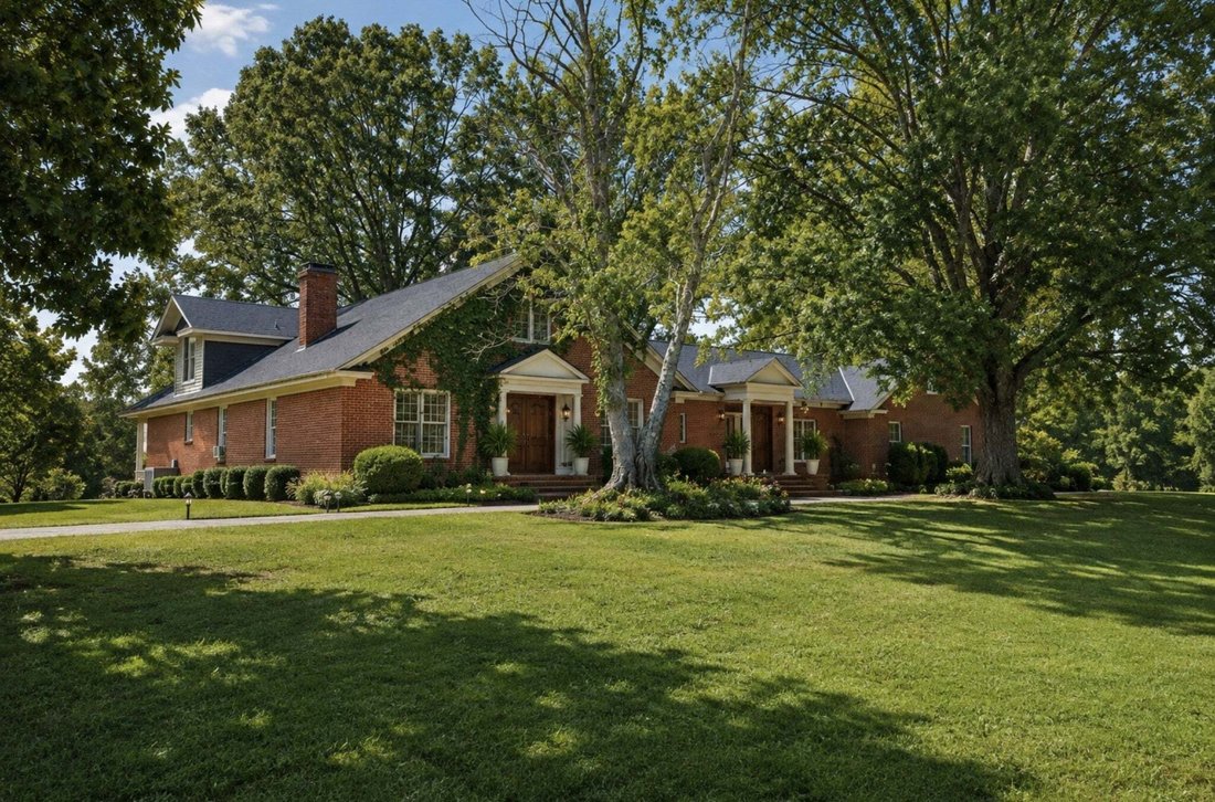 House in Paris, Tennessee, United States 4 - 18946079