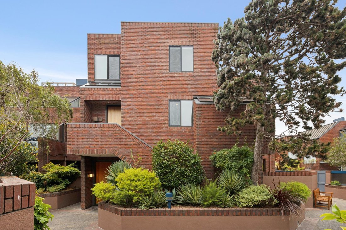 Condo in San Francisco, California, United States 1 - 18945371