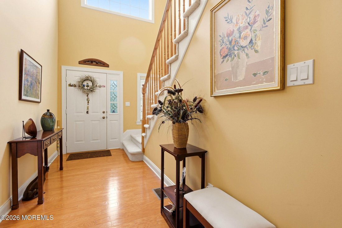 House in Marlboro Township, New Jersey, United States 3 - 18945679